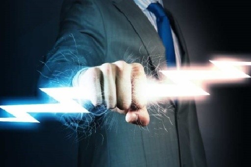 新任干部炫耀公务员身份遭处分，警示与反思