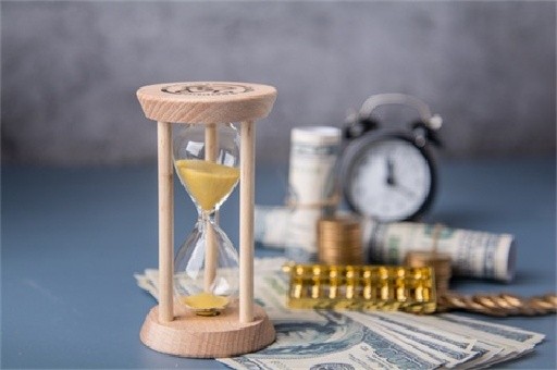 村庄十九年连续发放老人福利,总额达四十万